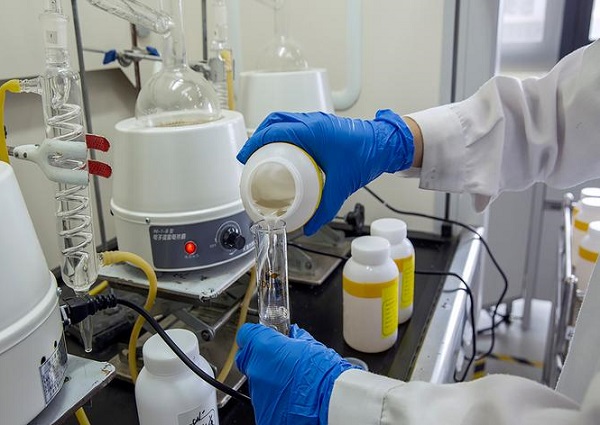 Comment formuler des pesticides botaniques à base d'extrait de Stemona : solubilité, stabilité et synergie