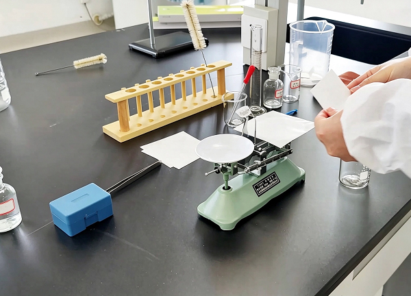 Comment formuler des pesticides botaniques à base d'extrait de Stemona : solubilité, stabilité et synergie